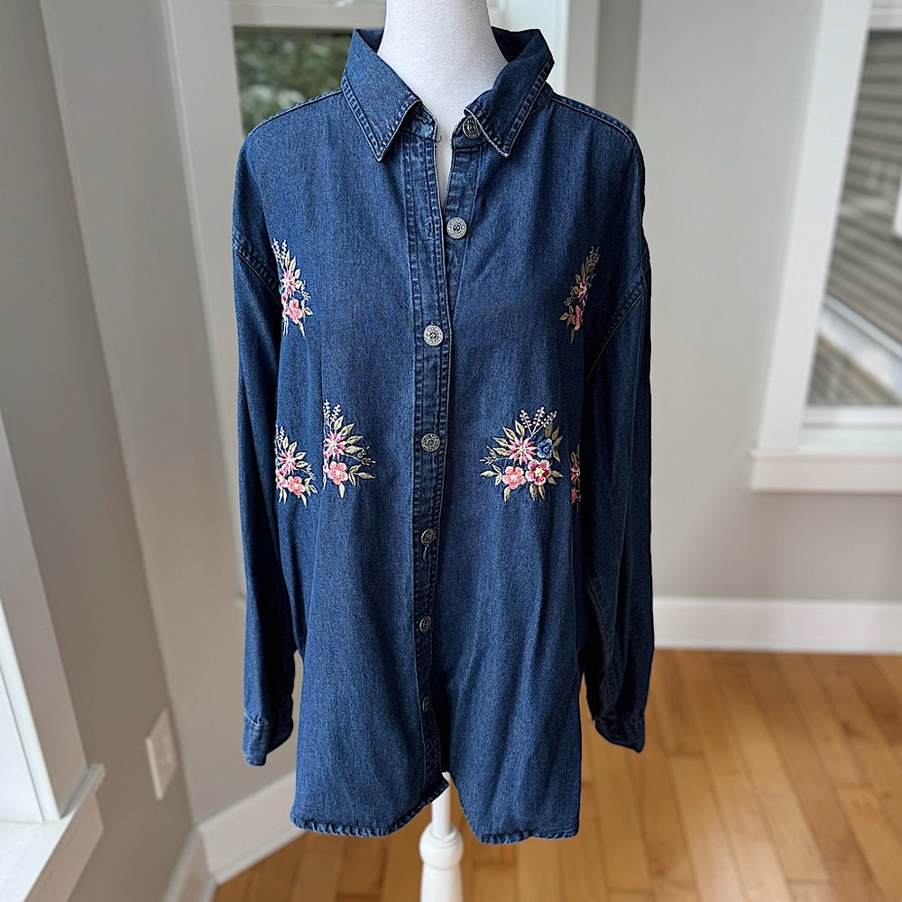 Vintage New Direction Pink Floral Embroidered Blue Denim Jean Shirt Size XL